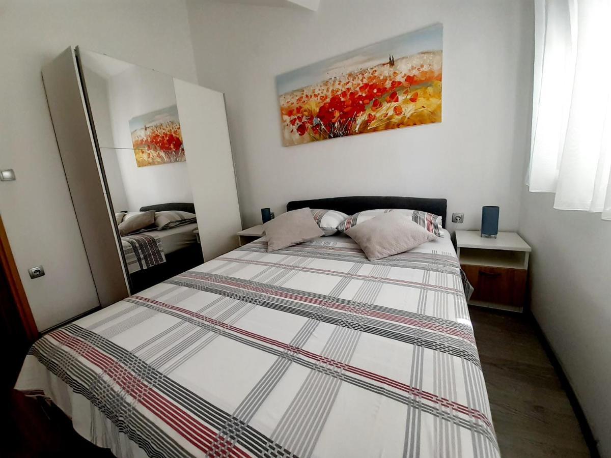 Apartmani Vera Primošten Eksteriør billede