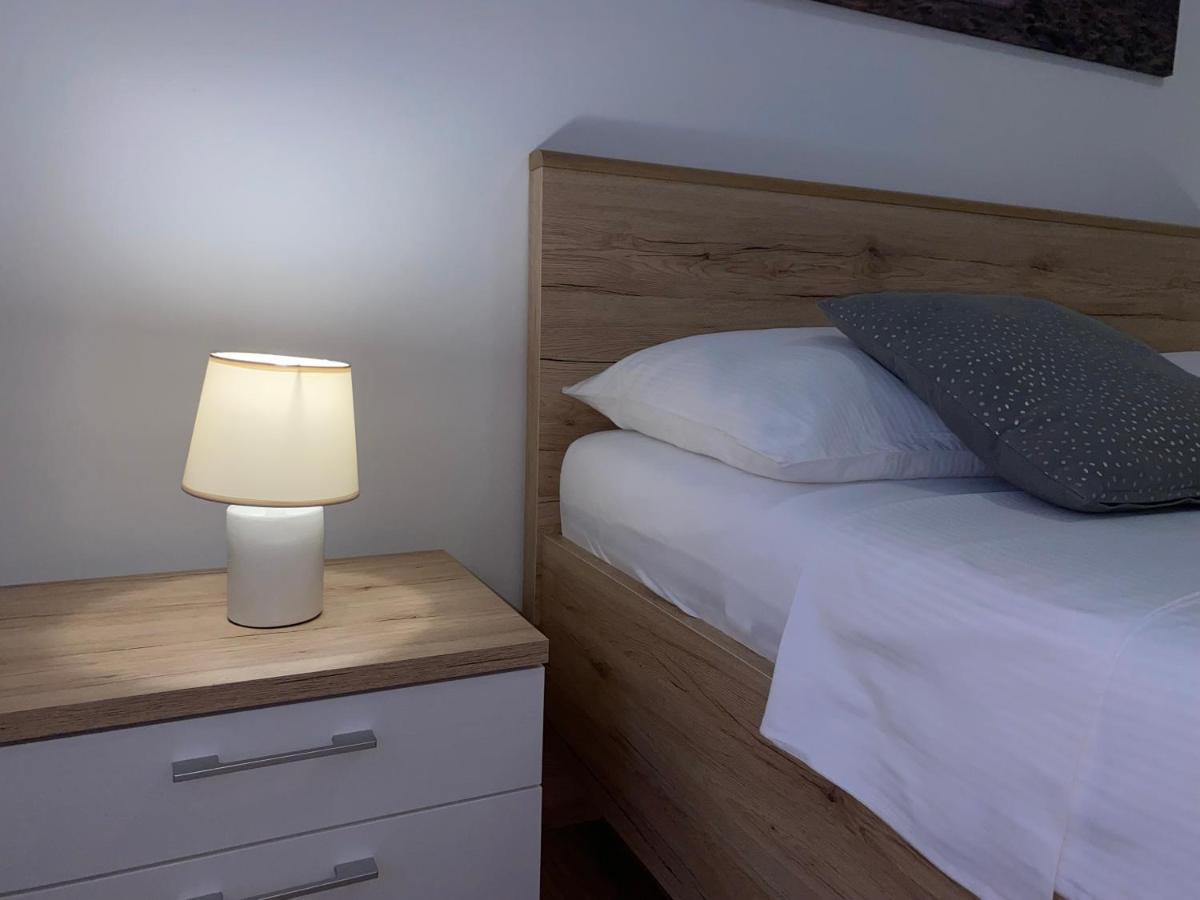 Apartmani Vera Primošten Eksteriør billede